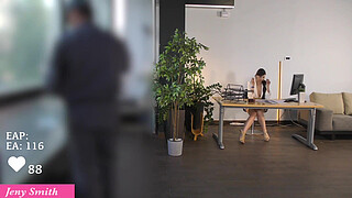 I invited the Handyman to watch how I'm masturbating