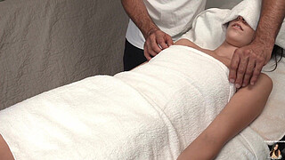 pervert masseur touched her innappropriately!!!