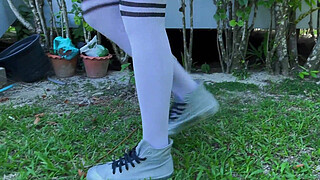 Tied-up babe has no chance but to obey