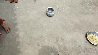 Deshi village bhabhi pissing hot virel mms video