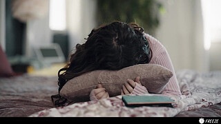 Buff Step Daddy FREEZES Spoiled Stepdaughter to Give Her the Orgasm of a Lifetime