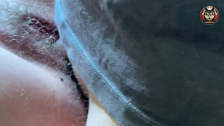 Hairy pussy closeup fuck and creampie ?