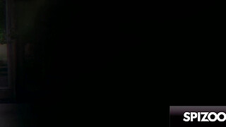 All-natural Beauty With Huge Tits Chloe Surreal