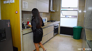 STEPMOTHER FUCKS HER STEPSON ON CHRISTMAS