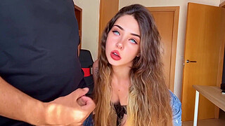 Stepdaughter helps me finish cumming, she has a perfect body to be fucked, I still can't believe I fucked this girl