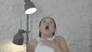 I fuck my ex right before getting married and he makes me squirt