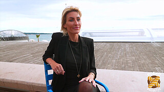 Anouk, 30 years old, a psychologist expert in cocks!