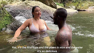 Horny colombian milf shows me her big tits outdoors and we fuck inside the river