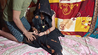 Beautiful married bhabhi new locking women dirty talk Hindi video