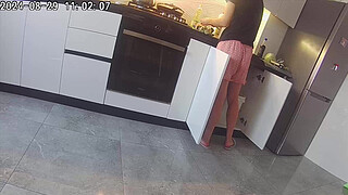 Real cheating. Wife fucks a neighbor in the kitchen.