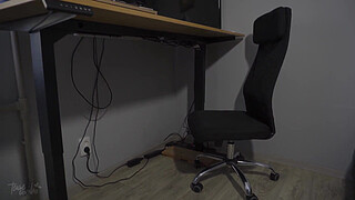 Hot Secretary In Tight Jeans Teases Ass With Visible Panty Line