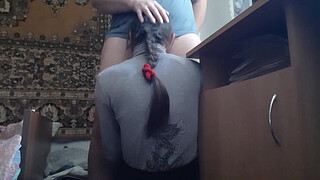 I control and direct her head to I cum faster - Girls fly orgasm