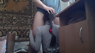 I control and direct her head to I cum faster - Girls fly orgasm