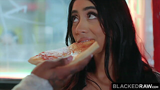 BLACKEDRAW Curvy Baddie Violet Takes Every Inch Of His BBC