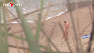 Beach Voyeur. Older guy fucking hot MILF on the ocean shore