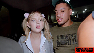 COCO LOVELOCK GETS HER MOUTH PISSED IN THEN CAME IN BY THUGGER | LOT LIZZARD