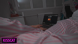 Step son distract step mom from work, so she helps cum with hand job in share bed, but get fuck