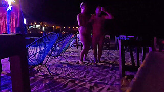 Nudist moments #4 – Living our nudist lifestyle