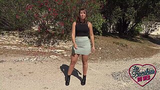 Lexie, a naughty 29-year-old single who is very horny