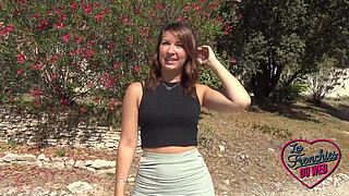 Lexie, a naughty 29-year-old single who is very horny