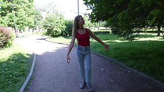 Park Flash: Casting Call Turns into Steamy Fuck With Cute Blondie