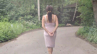 My friend's mom came rushing from the forest to my bed to ride my dick!