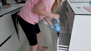 Hot Stepmom gets stepson's cock in her tight pussy by mistake...