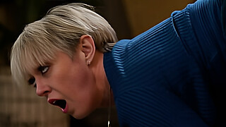 Dee MILF Two Player Game