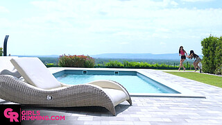 GIRLSRIMMING - Fabulous Fangirls Mai Thai - Alyssa Bounty