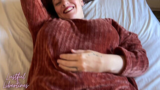 Accidentally slipped my dick into stepsisters hairy MILF pussy