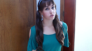 Stepdad Impregnates Slutty Stepdaughter