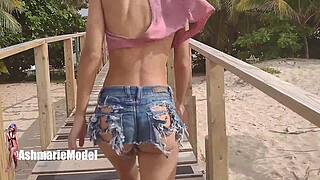 Nip Slips, Lip Slips, Bouncing tits in Public