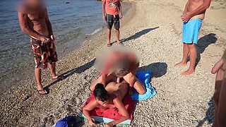 CUM PARTY ON THE BEACH! MY ASSHOLE IS THERE FOR EVERYONE!