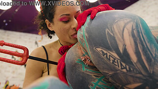 Anal pornstars anuskatzz and stacy bloom - ATM lesbian pussy licking big dildo XL sextoy halloween special play