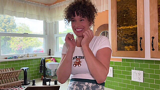 Stepmom's Cookies Bring All The Boys to The Yard