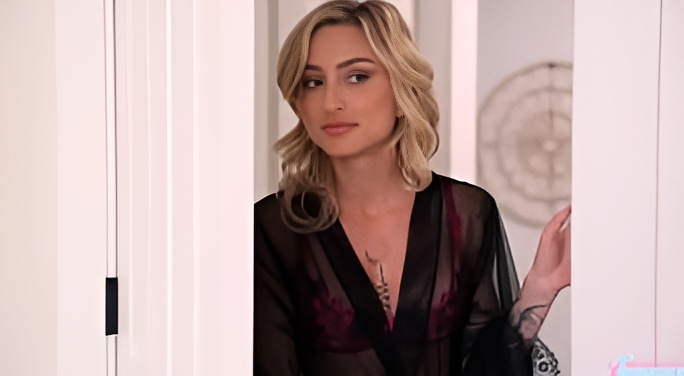 Stepson with big cock fucks stepmom and gives her a huge load