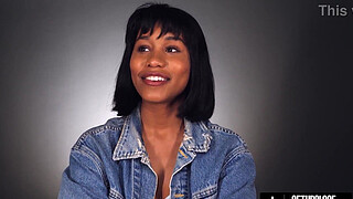 UP CLOSE - How Women Orgasm With Naturally Stacked Beauty Jenna Foxx! GIRL MASTURBATING! FULL SCENE