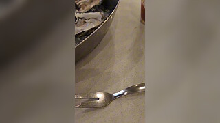 First date turns into mutual masturbation