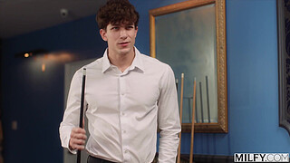 MILFY Sexy Hustler Venus Schools Young Man At Oral Sex