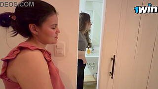 I give sexual orders to my girlfriend and she comes in a public bathroom.