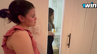 I give sexual orders to my girlfriend and she comes in a public bathroom.