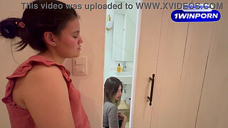 I give sexual orders to my girlfriend and she comes in a public bathroom.