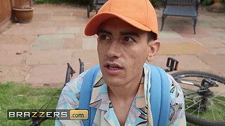 Jordi Can't get Away From His Sex Life Especially When He Meets Susy Gala & Madison Fox - BRAZZERS