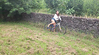 Young Mother wants to Fuck. She Fuck a Bike in a Public Park after Class