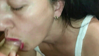 Don't Cum in my Mouth! Cumshots in Mouth Surprise Hot Slut Mature MILF