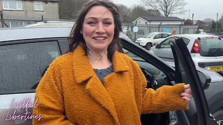 Creampie mature milf wife as she takes a call from her husband