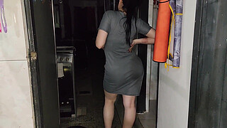 My step-cousin's slut takes advantage of the fact that we are alone and starts to fuck very deliciously