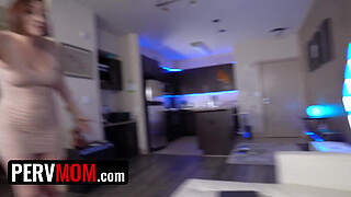 Hot Stepmom And Her Stepsis Sovereign Syre & Kennedy Kressler Bang Young Stud POV Style - PervMom