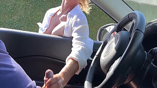 A stranger noticed that I was masturbating in the car and helped me cum