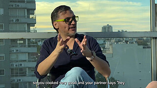 Keila Bassi eats this giant dick between two breads: the argentinian CHORI in Juan Bustos Podcast